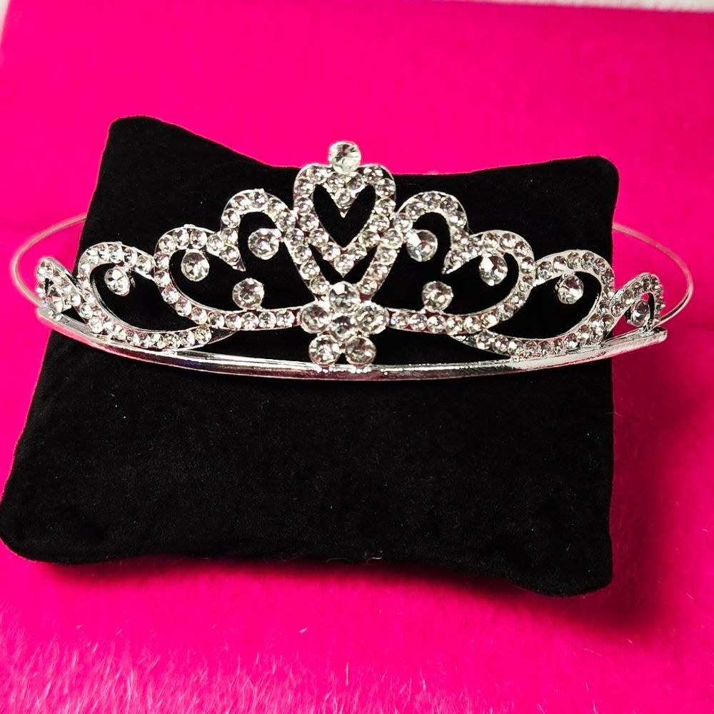 Heart Crystal Tiara – Romantic Bridal Fairy Princess Crown Regal Formal Fantasy